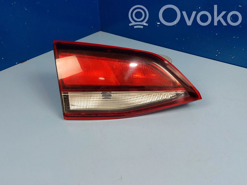 Opel Astra K Lampă spate în capacul portbagajului 