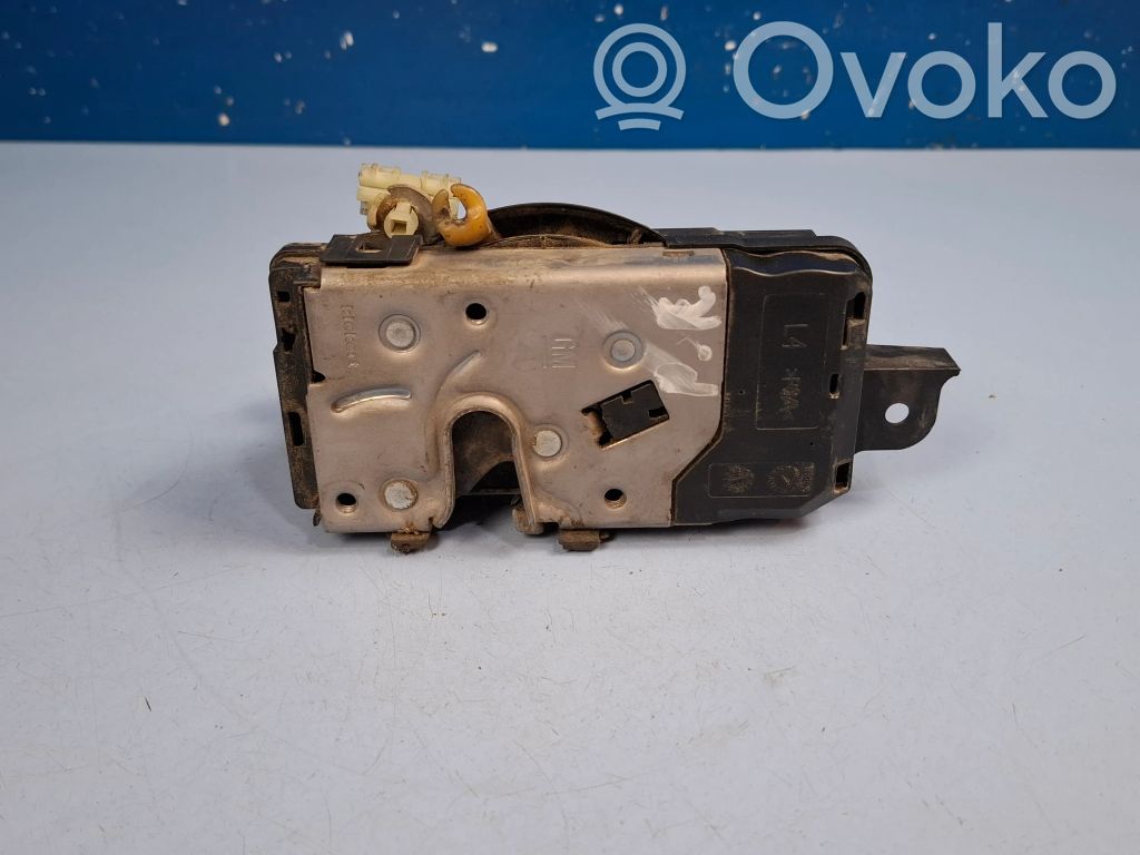 Opel Zafira B Etuoven lukko 