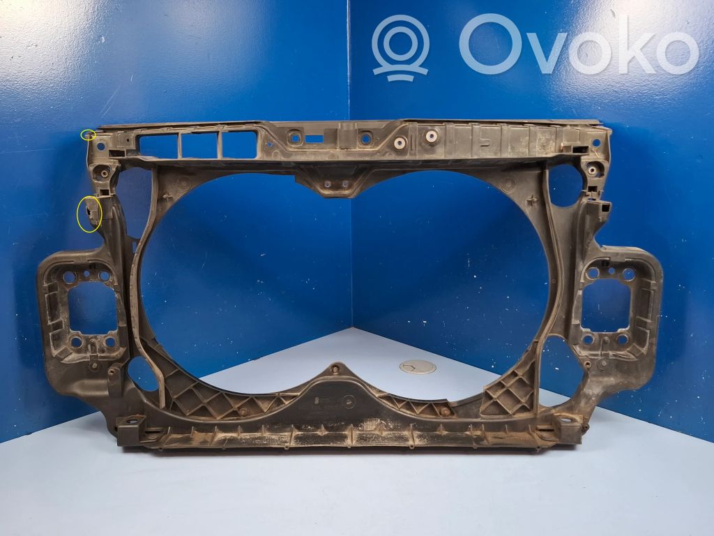 Audi A6 S6 C6 4F Radiatorių panelė 