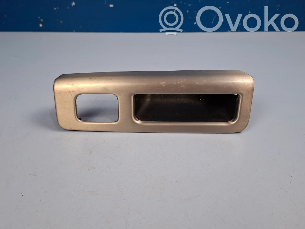 Volvo V50 Rear door window switch trim 
