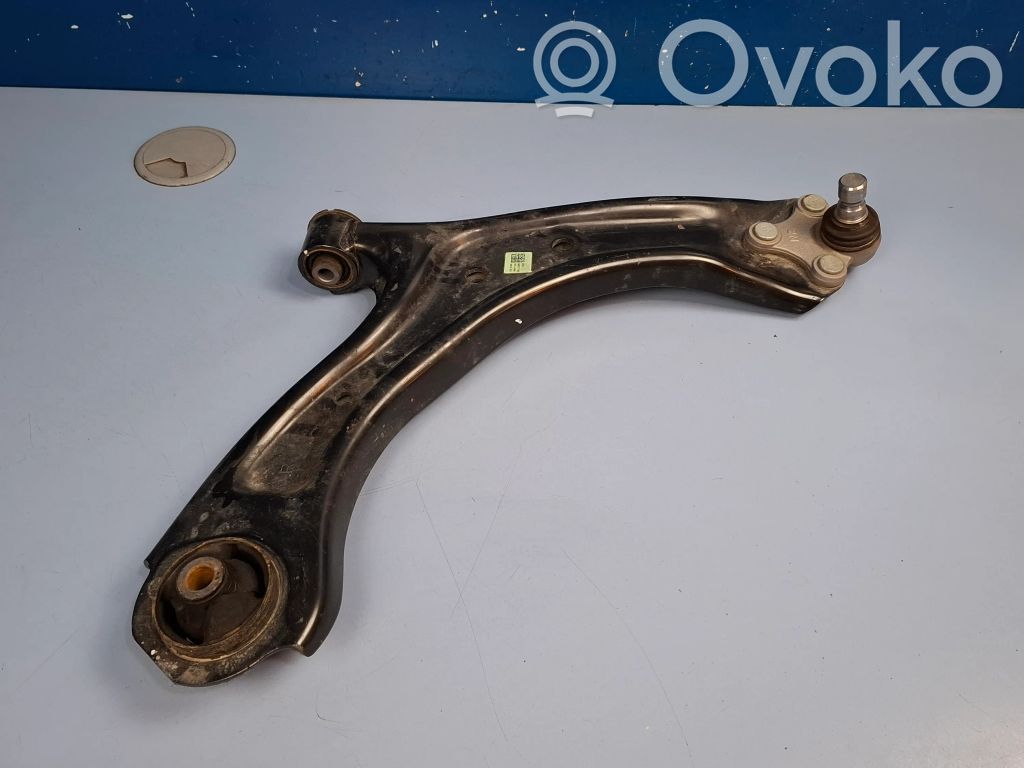 KIA EV6 Front lower control arm/wishbone 