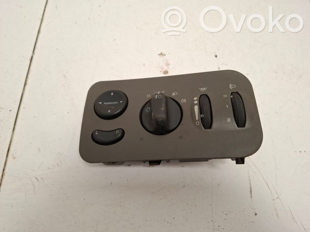 Chrysler Voyager Light switch 