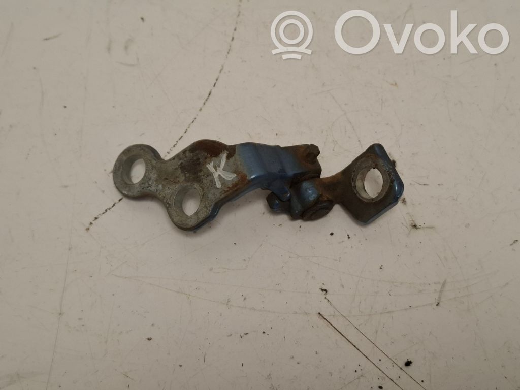 Ford Focus Front door upper hinge 