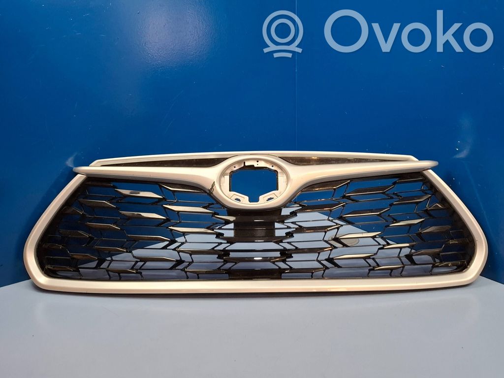 Toyota Highlander XU70 Maskownica / Grill / Atrapa górna chłodnicy 