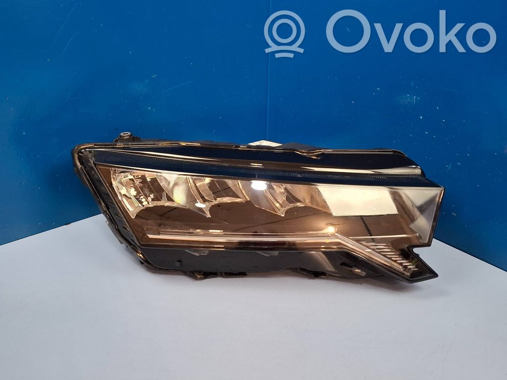 Skoda Octavia Mk4 Headlight/headlamp 