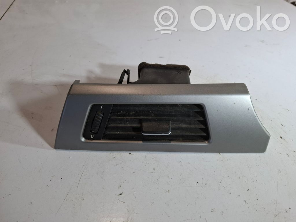 BMW 3 E90 E91 Šoninės oro grotelės 