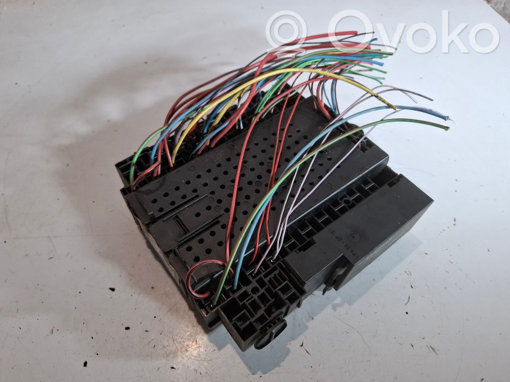 Volvo V70 Fuse module 