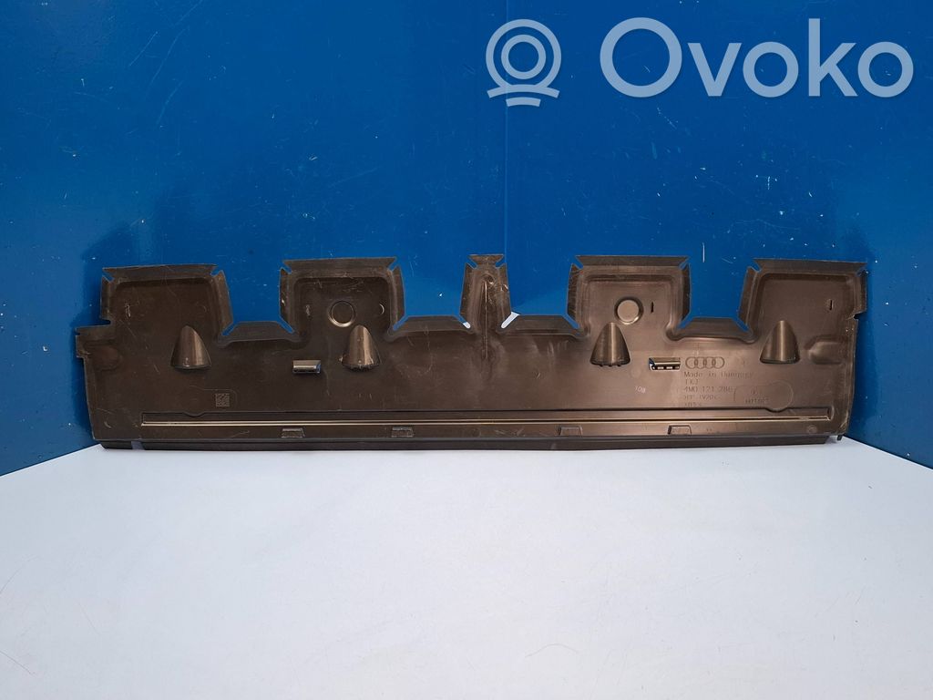 Audi Q7 4M Radiator mount bracket 