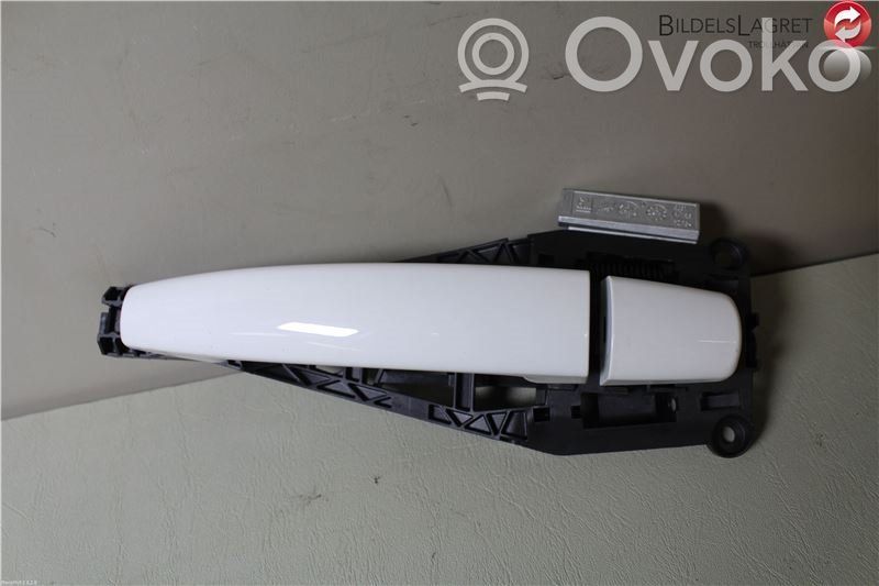 Opel Corsa E Manecilla externa puerta delantera 