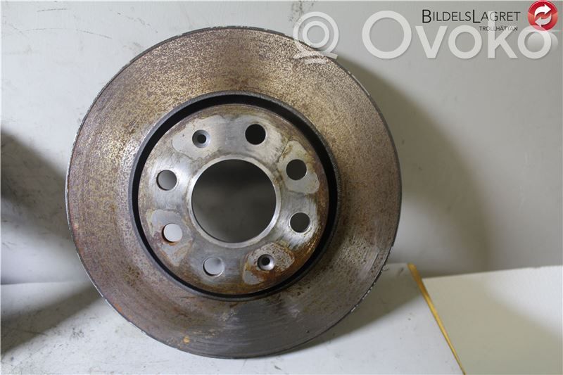 Opel Corsa E Priekinis stabdžių diskas 