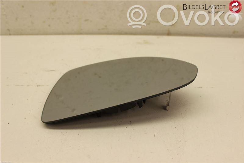 Opel Corsa E Spoguļa stikls 