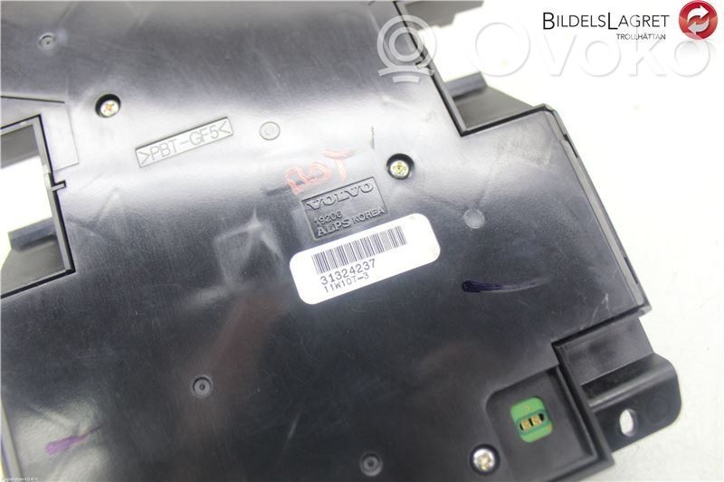 Volvo V50 Climate control unit 