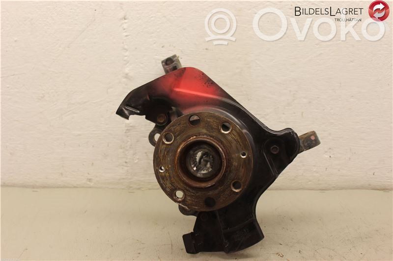 Opel Corsa E Front wheel hub spindle knuckle 