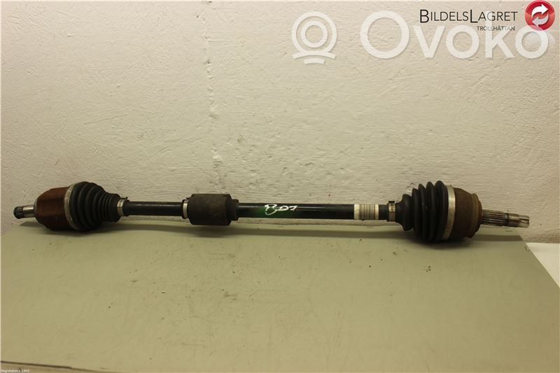 Opel Corsa E Priekinis pusašis 