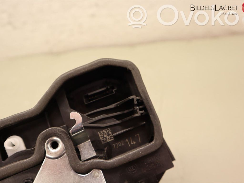 BMW 3 E90 E91 Rear door lock 