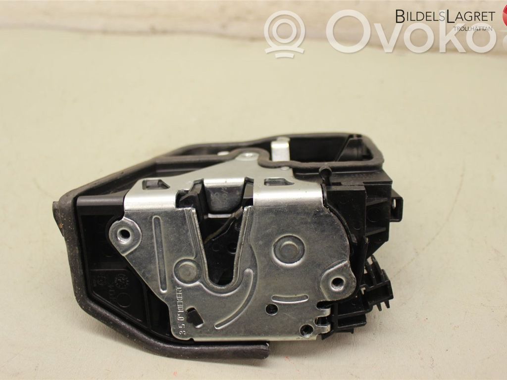 BMW 5 F10 F11 Rear door lock 