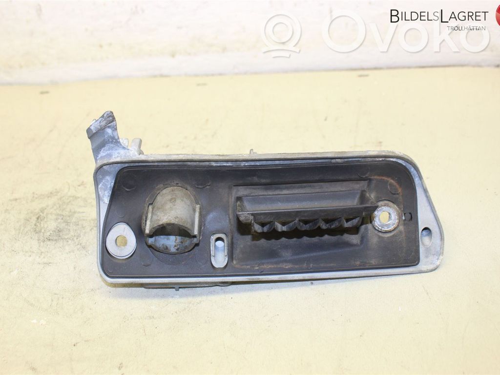 Volkswagen Caddy Uchwyt / Rączka zewnętrzna otwierania klapy tylnej / bagażnika 