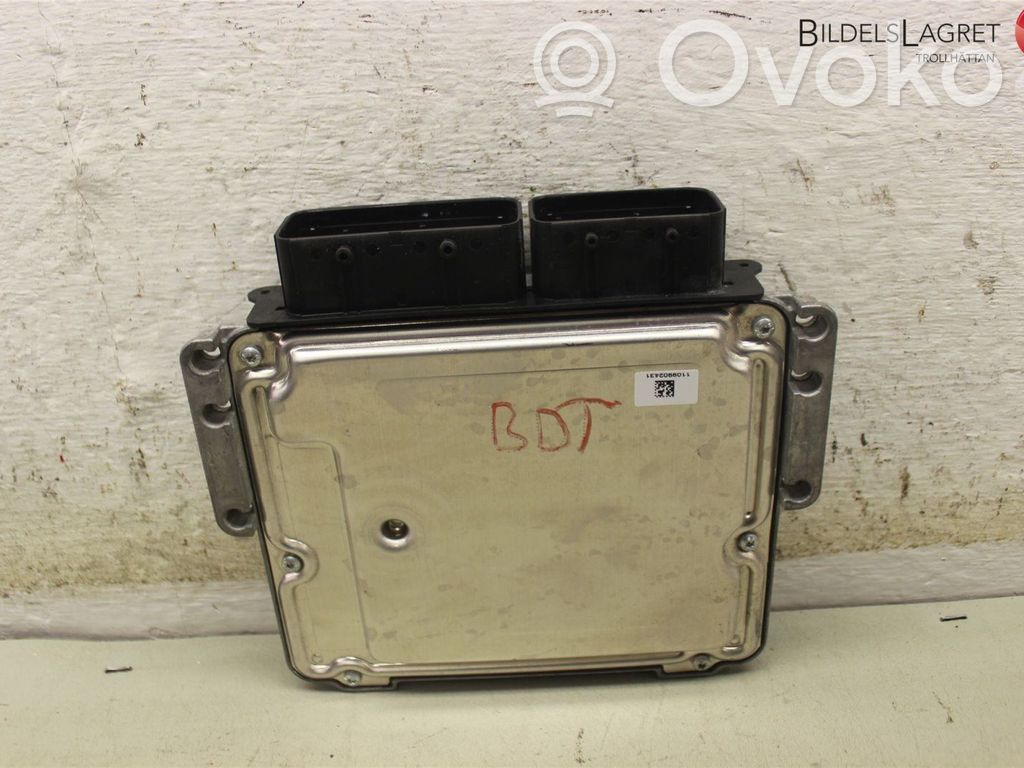 Peugeot 5008 II Injection control unit/module 