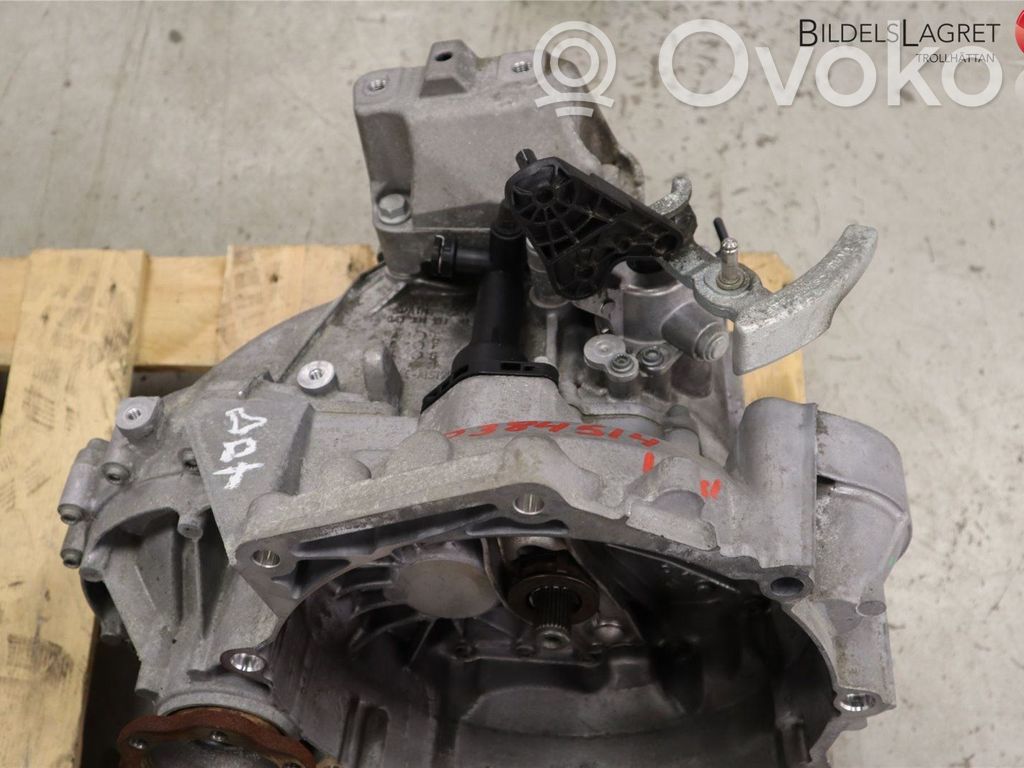 Volkswagen Golf VII Manualna 6-biegowa skrzynia biegów 