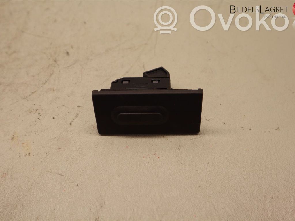 Mazda CX-3 Tailgate/trunk/boot exterior handle 