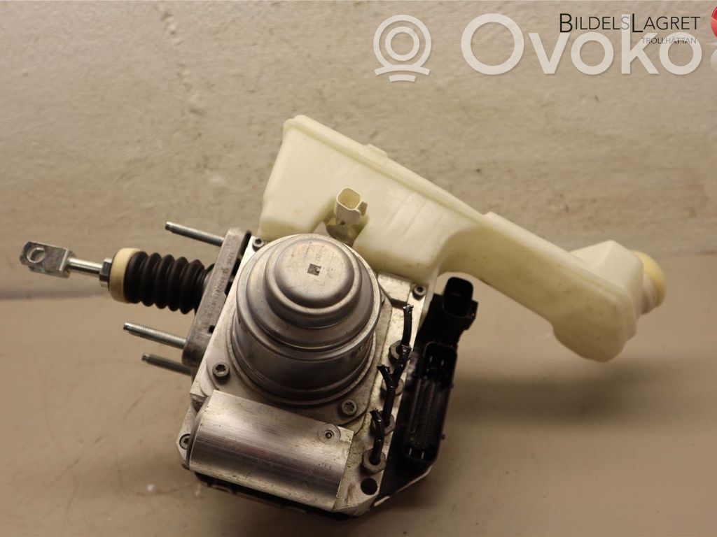 Ford Focus Brake booster 