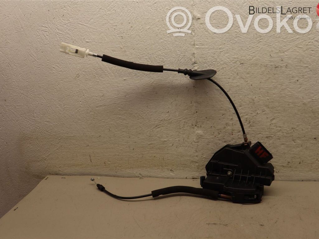 Ford Mondeo MK V Front door lock 