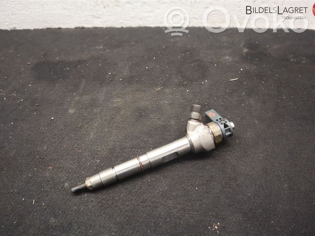 Inyector de combustible   04L130277AE