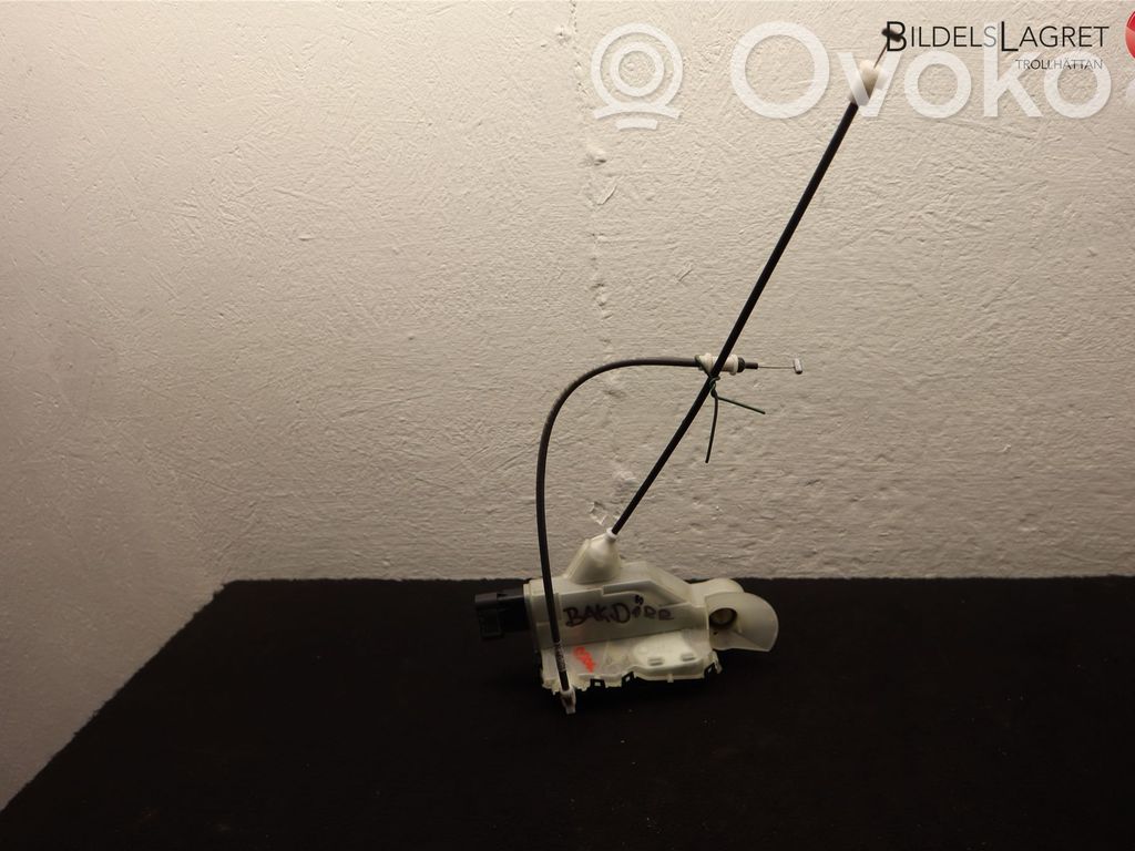 Opel Combo D Rear door lock 