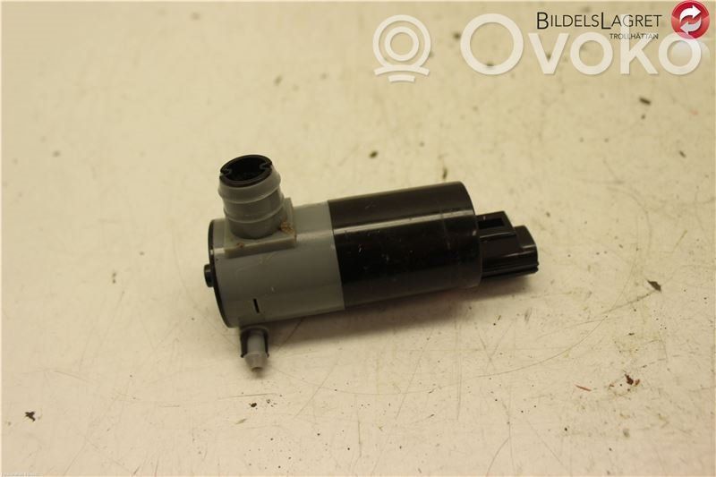 Volvo V40 Headlight washer pump 