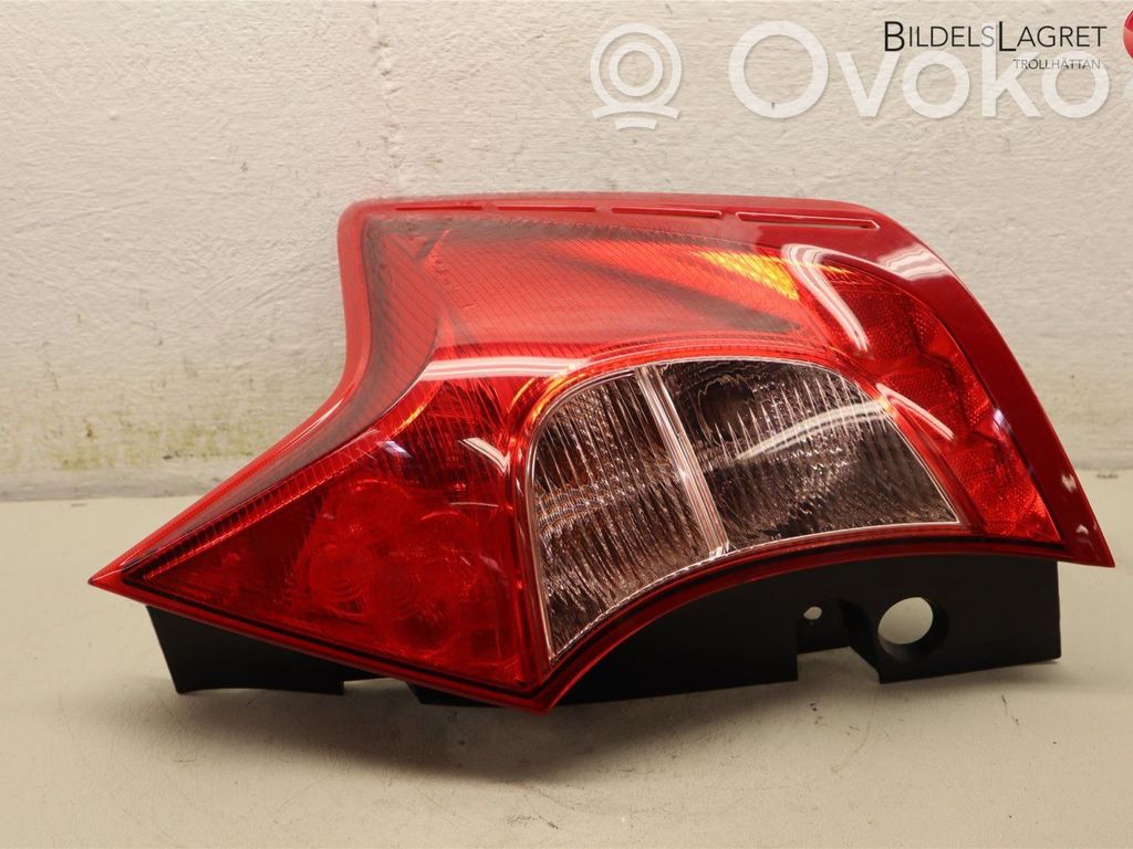Nissan Note (E12) Rear/tail lights 