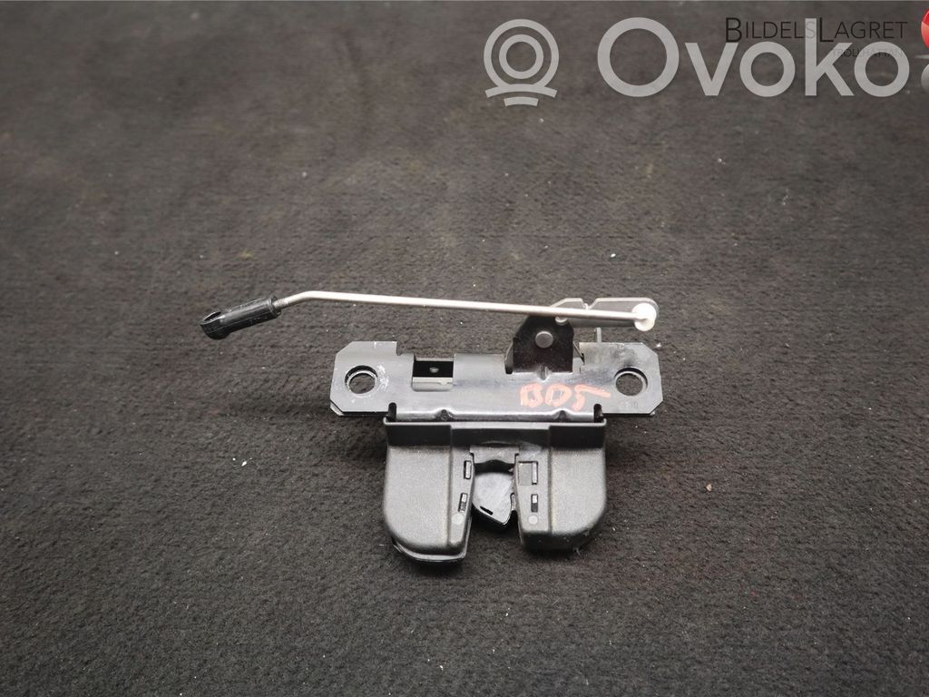 Volkswagen Caddy Rear door lock 