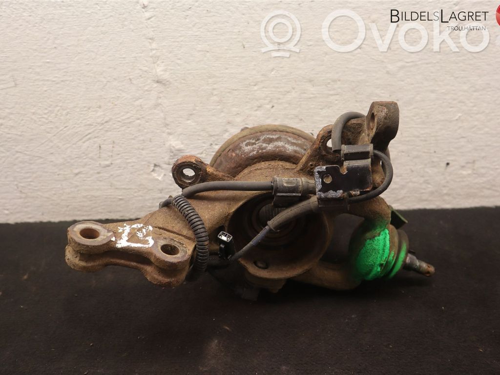 Hyundai i30 Front wheel hub spindle knuckle 