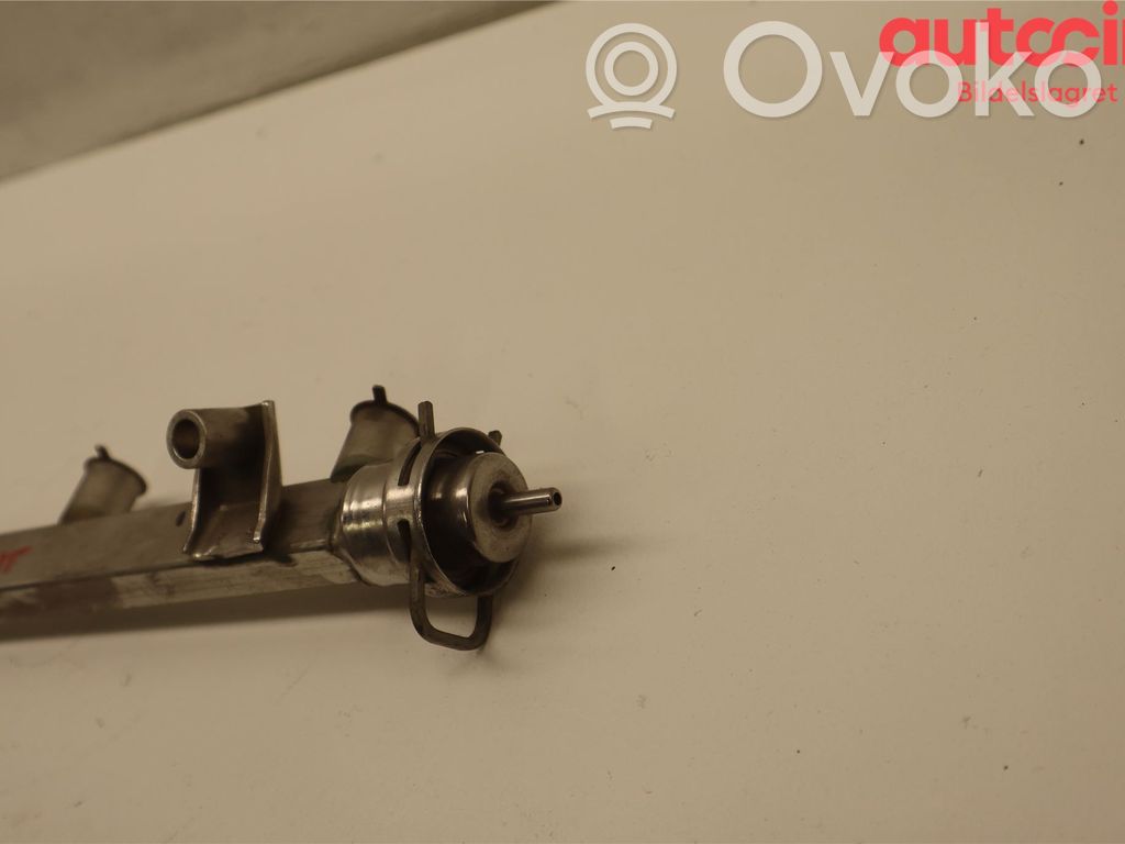 Saab 9-3 Ver2 Listwa wtryskowa 