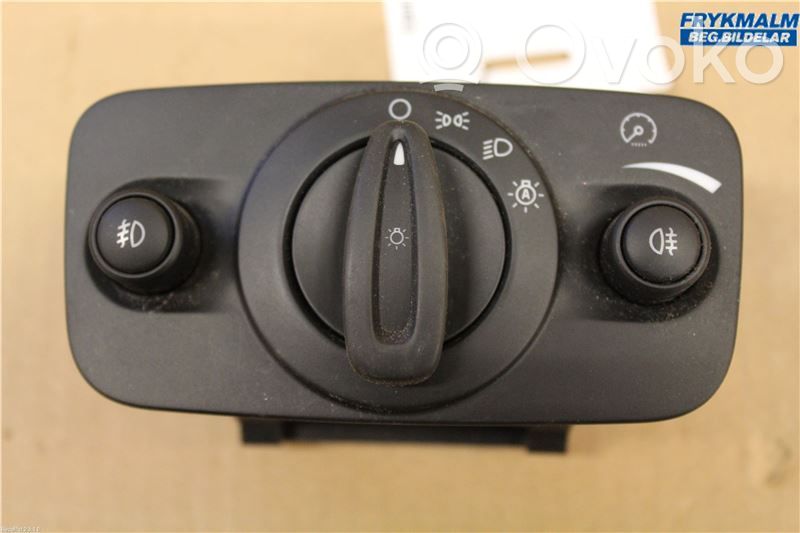 Ford C-MAX II Light switch 