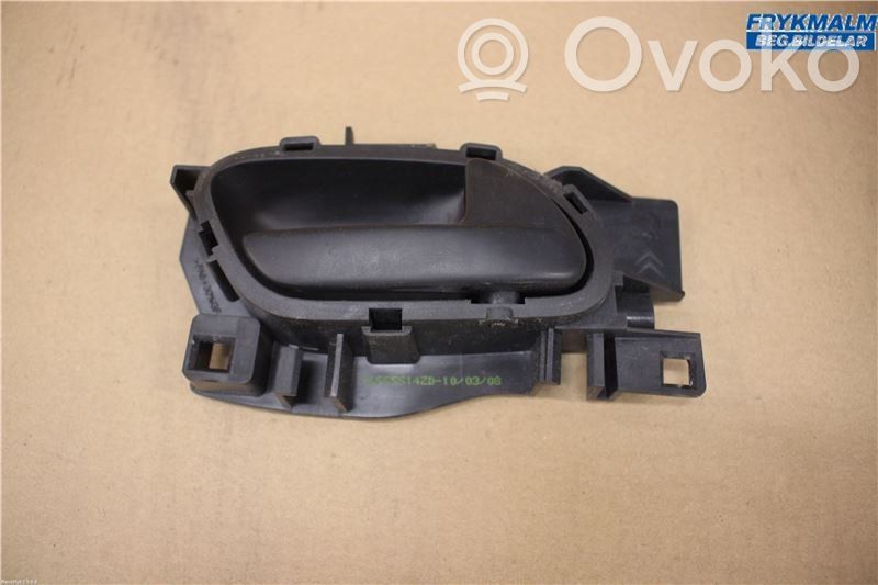 Front door interior handle   9144C1