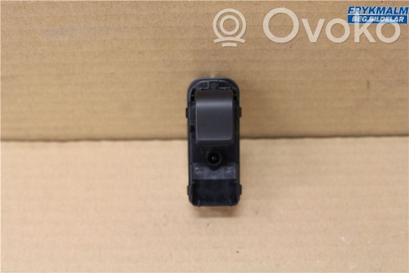 Electric window control switch   KD3566370,KD3566370