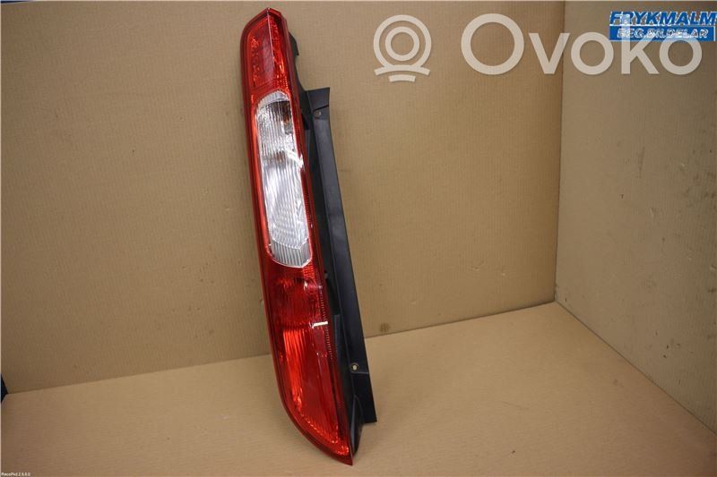 Ford Focus Aizmugurējais lukturis virsbūvē 
