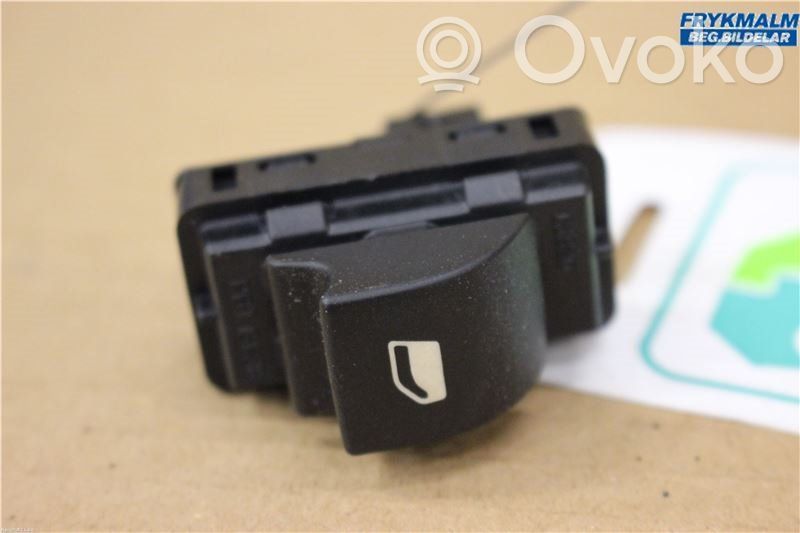 Peugeot 308 Electric window control switch 