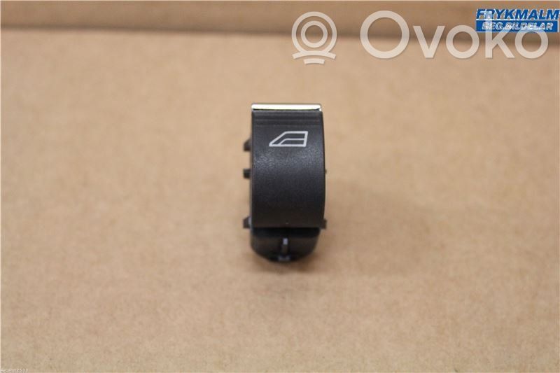 Ford Kuga II Electric window control switch 
