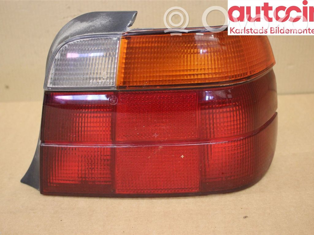 BMW 3 E36 Galinis žibintas kėbule 