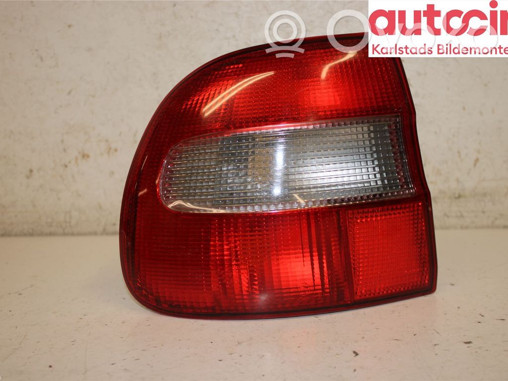 Volvo S40, V40 Lampa tylna 