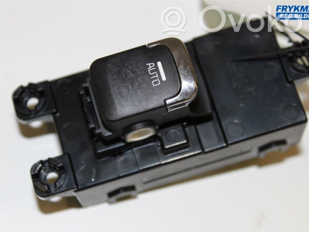 KIA Ceed Electric window control switch 
