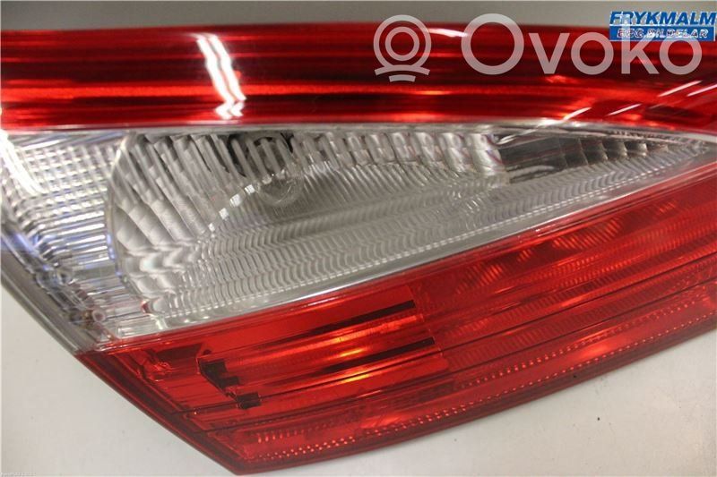 Ford Focus Tailgate rear/tail lights 