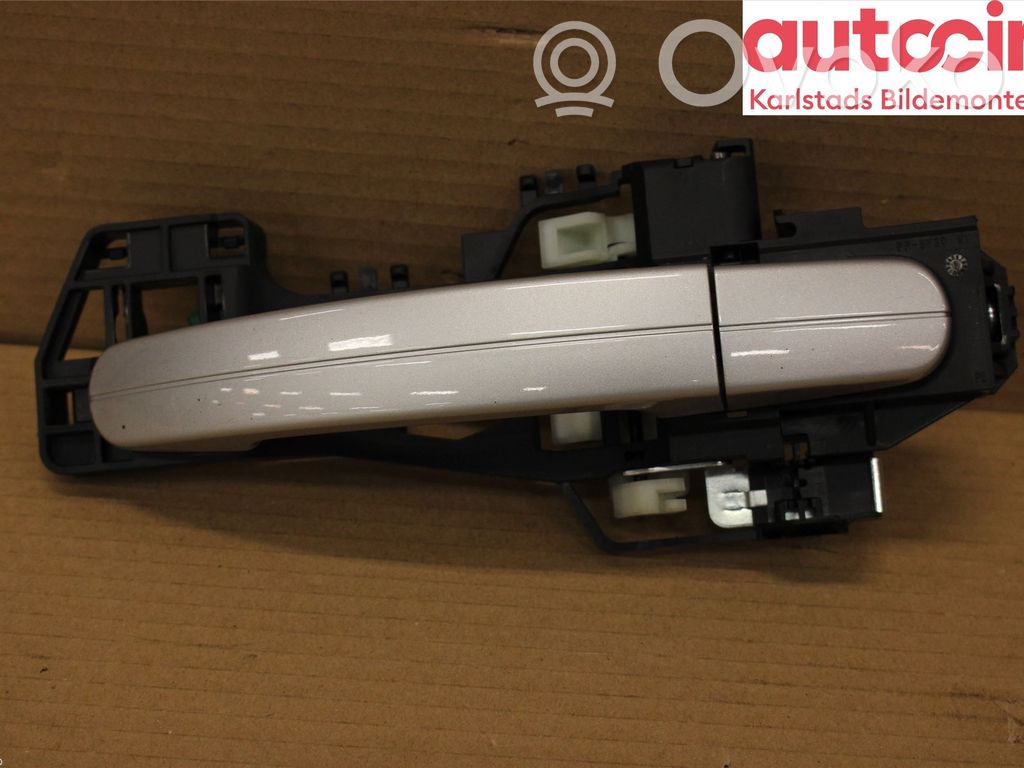 Ford Focus Manecilla externa puerta delantera 