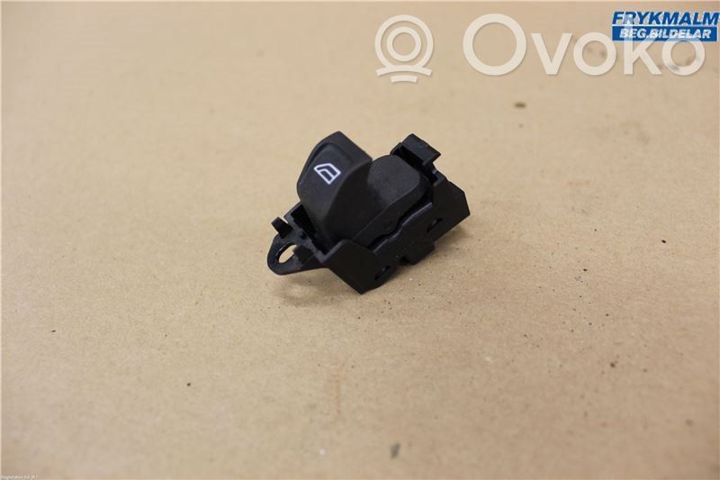 Electric window control switch   30773272,30773272