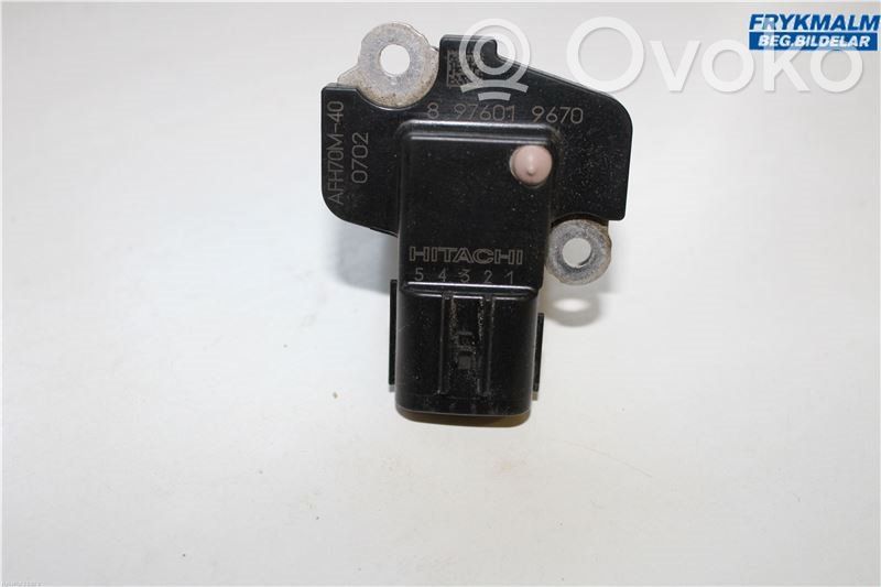 Isuzu D-Max Mass air flow meter 