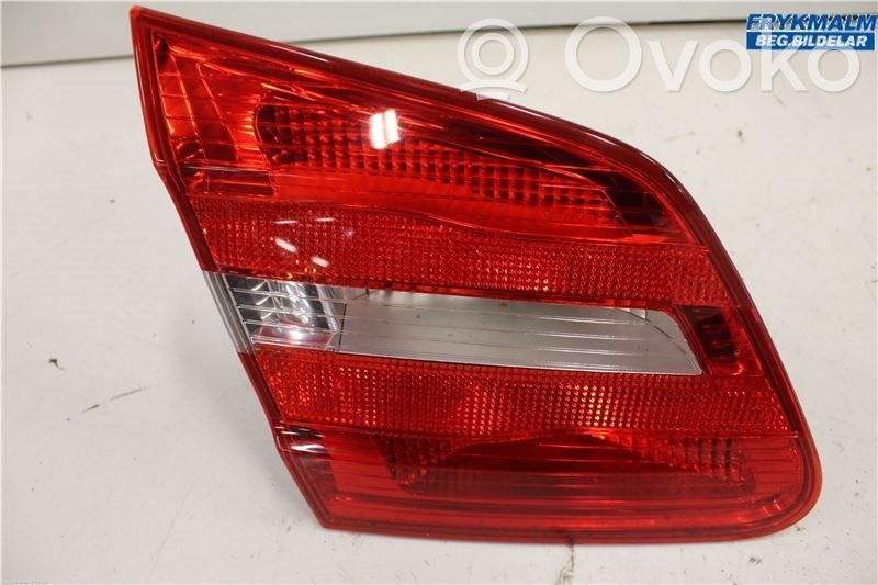 Mercedes-Benz B W246 W242 Lampy tylnej klapy bagażnika 