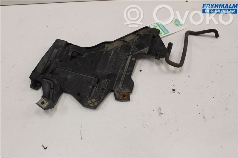 Audi A4 S4 B8 8K Uchwyt / Mocowanie lampy przedniej 