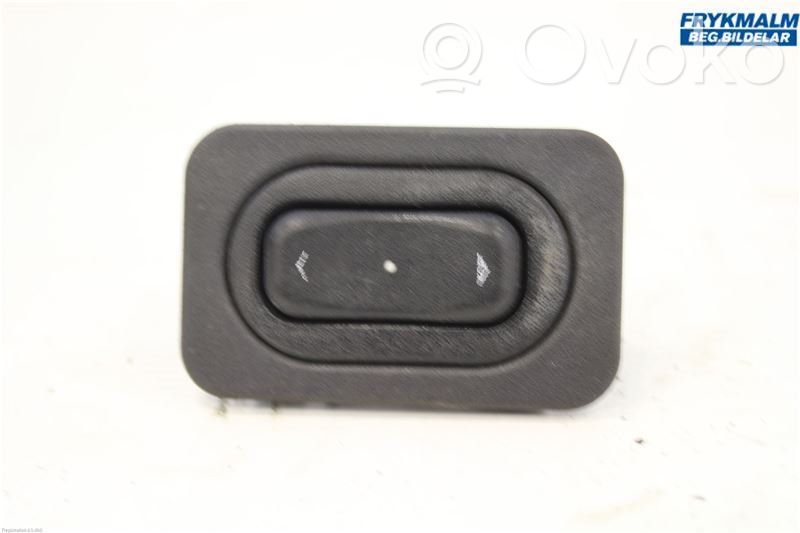 Opel Corsa C Electric window control switch 