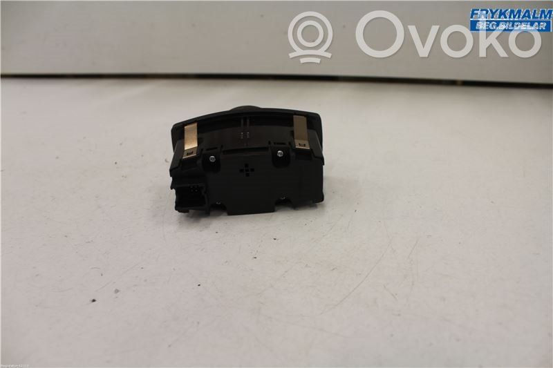 Light switch   2048031,BM5T13A024CF,BM5T13A024CE